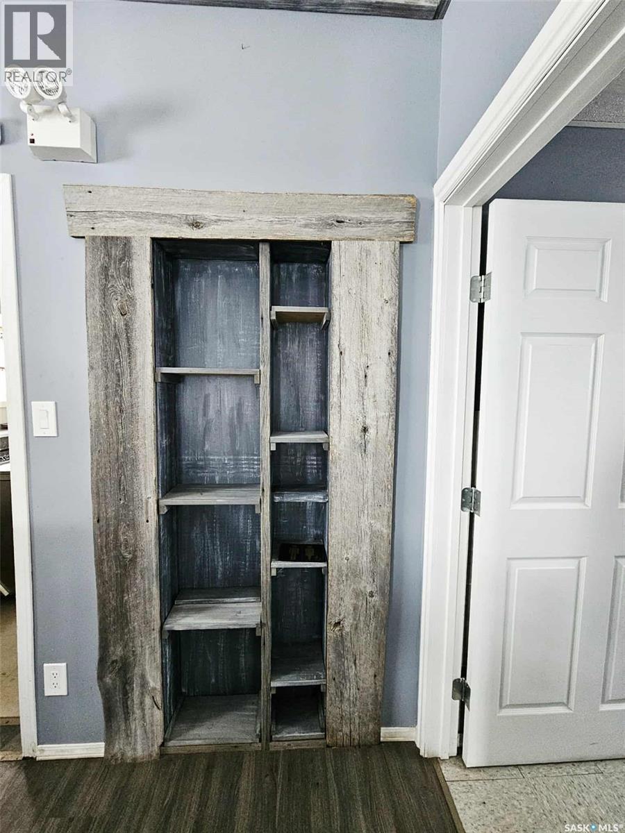 702 Main Street, Broadview, Saskatchewan  S0G 0K0 - Photo 9 - SK995461