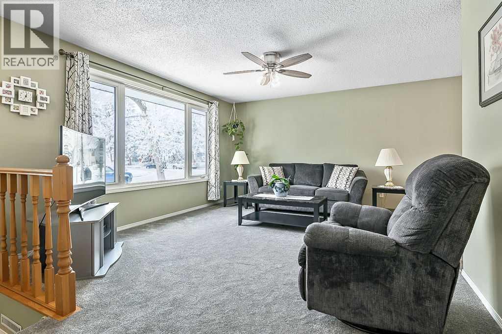 312 Foritana Road Se, Calgary, Alberta  T2A 2B6 - Photo 3 - A2277416