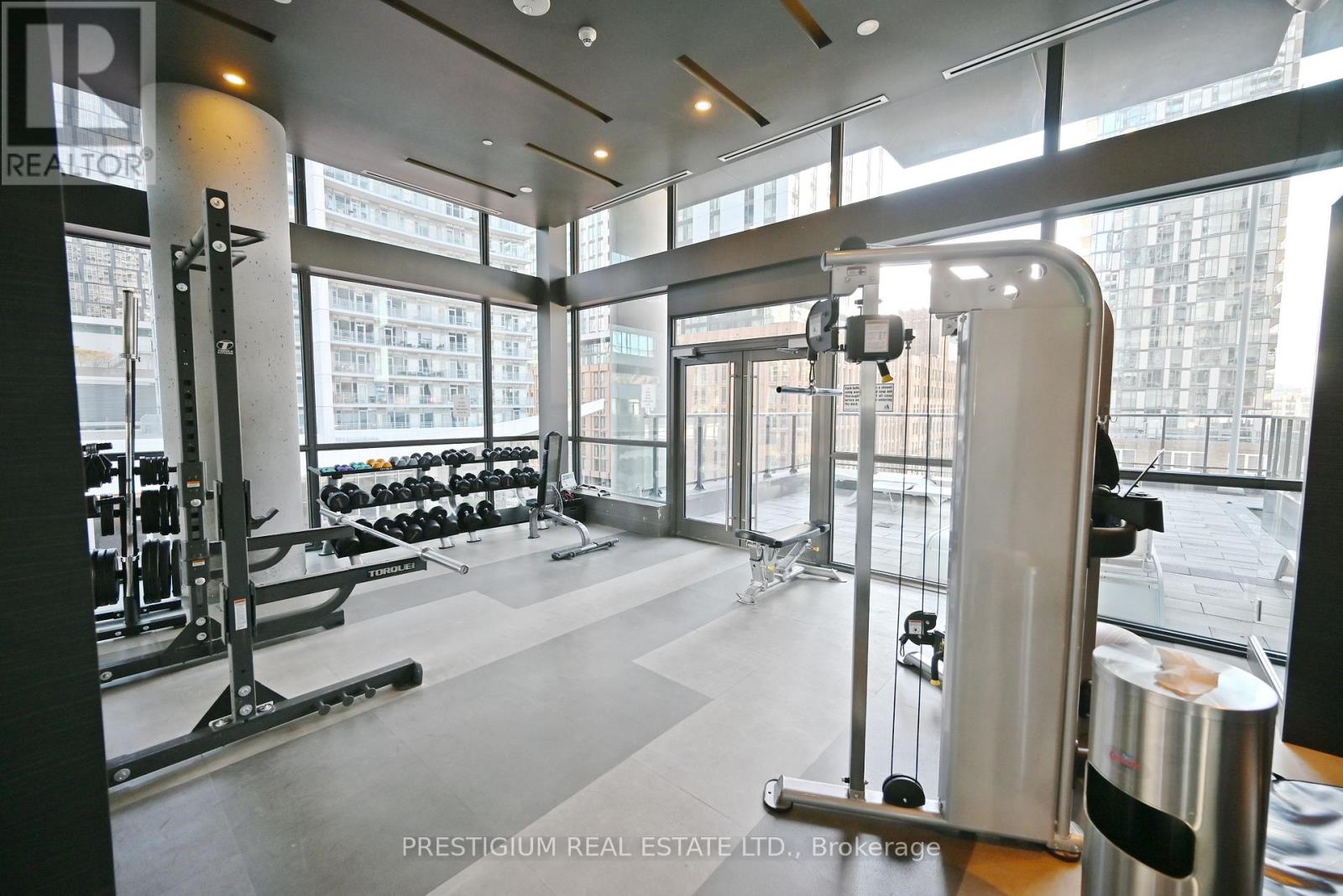 1910 - 290 Adelaide Street W, Toronto, Ontario  M5V 0P3 - Photo 25 - C12653430