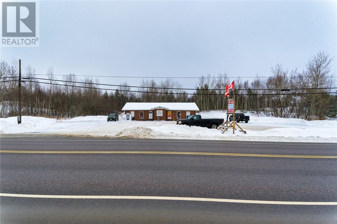 1014 Hwy 17, Greater Sudbury, Ontario  P0M 3C0 - Photo 2 - 2126043