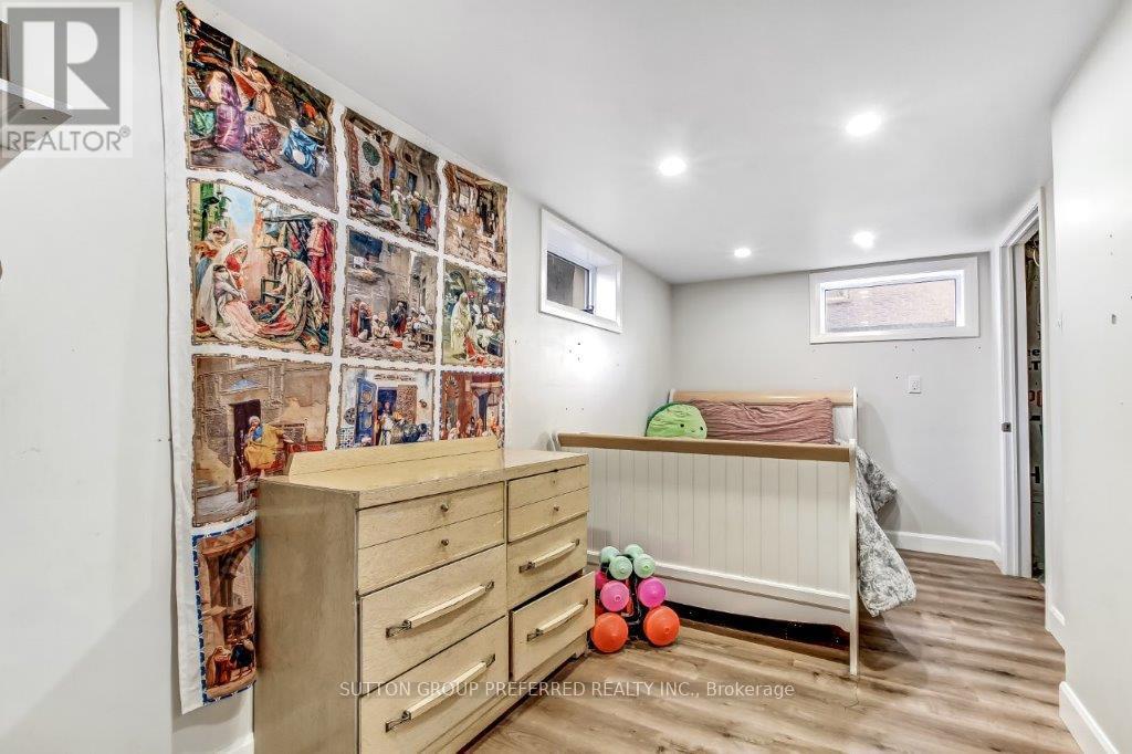 108 Coulter Avenue, Central Elgin, Ontario  N5R 5A7 - Photo 18 - X12681968