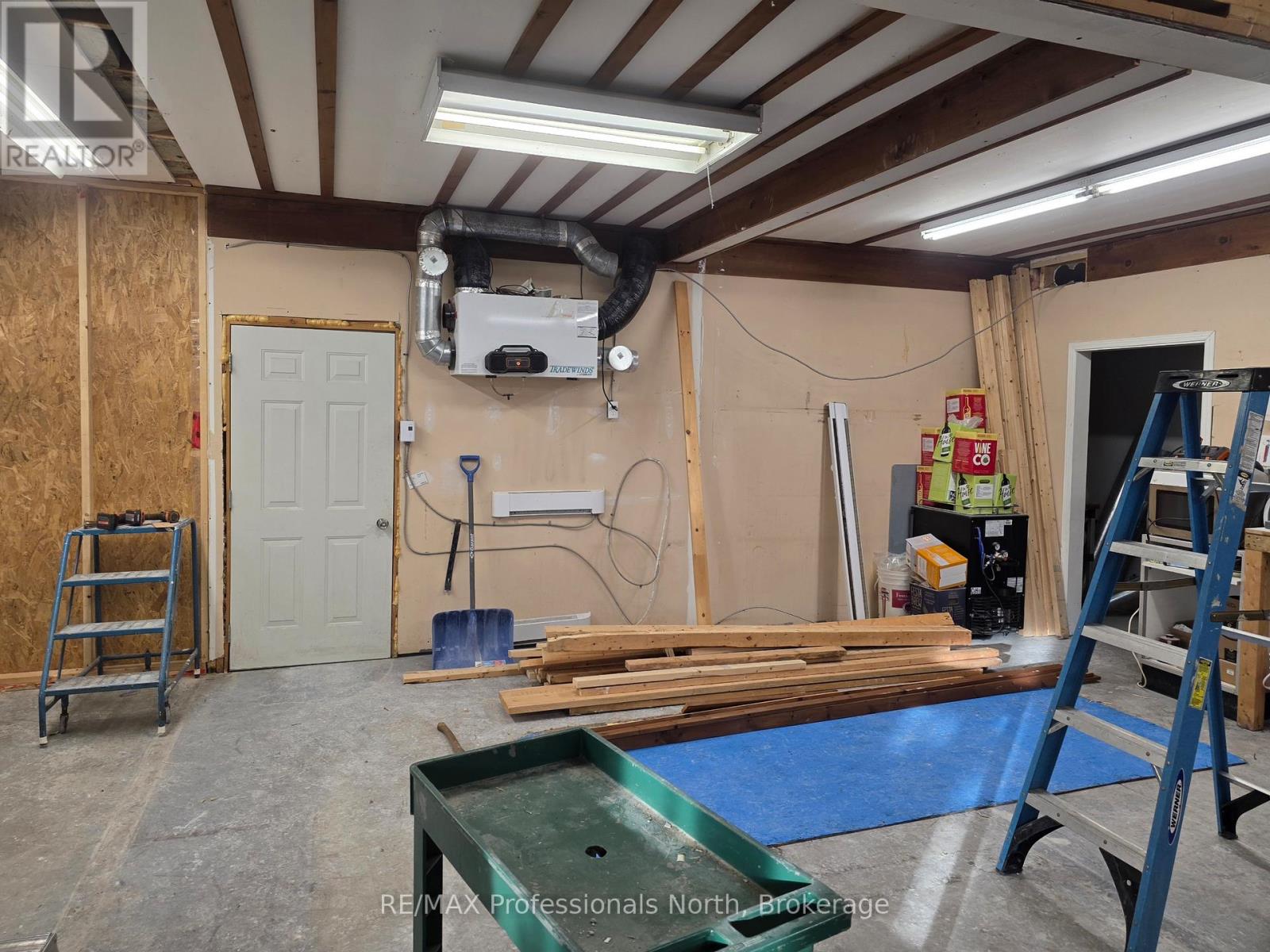 6 - 28 Dairy Lane, Huntsville (Chaffey), Ontario  P1H 1T4 - Photo 4 - X12682326