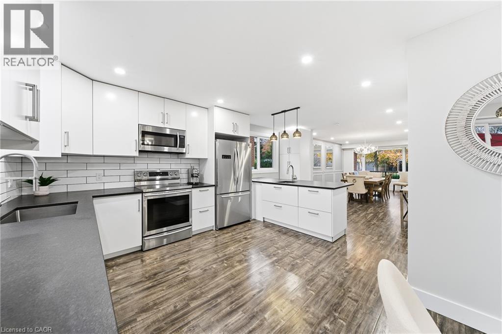 23 Stonegate Drive, Kitchener, Ontario  N2A 2Y7 - Photo 8 - 40785666