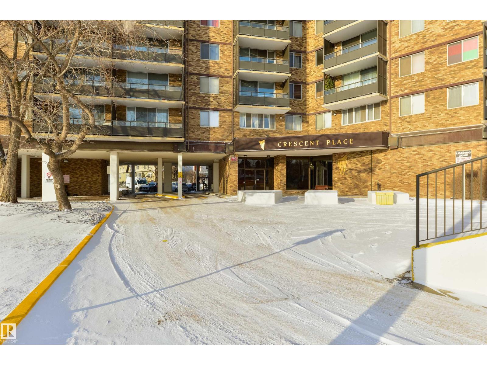 #601 13910 Stony Plain Rd Nw, Edmonton, Alberta T5N 3R2 - Photo 2 - E4468122