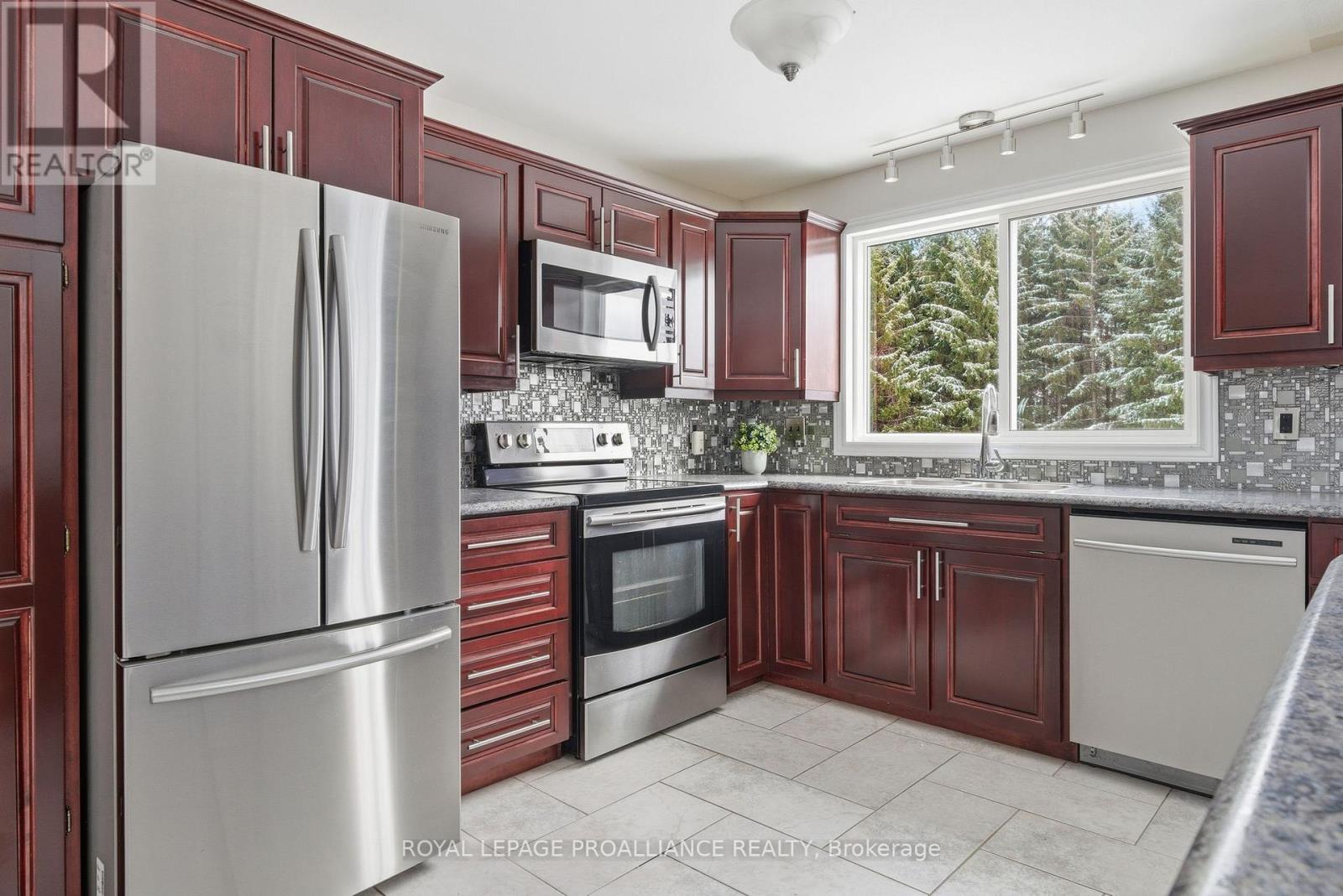 296 Willett Road, Belleville, Ontario  K0K 3E0 - Photo 16 - X12682274