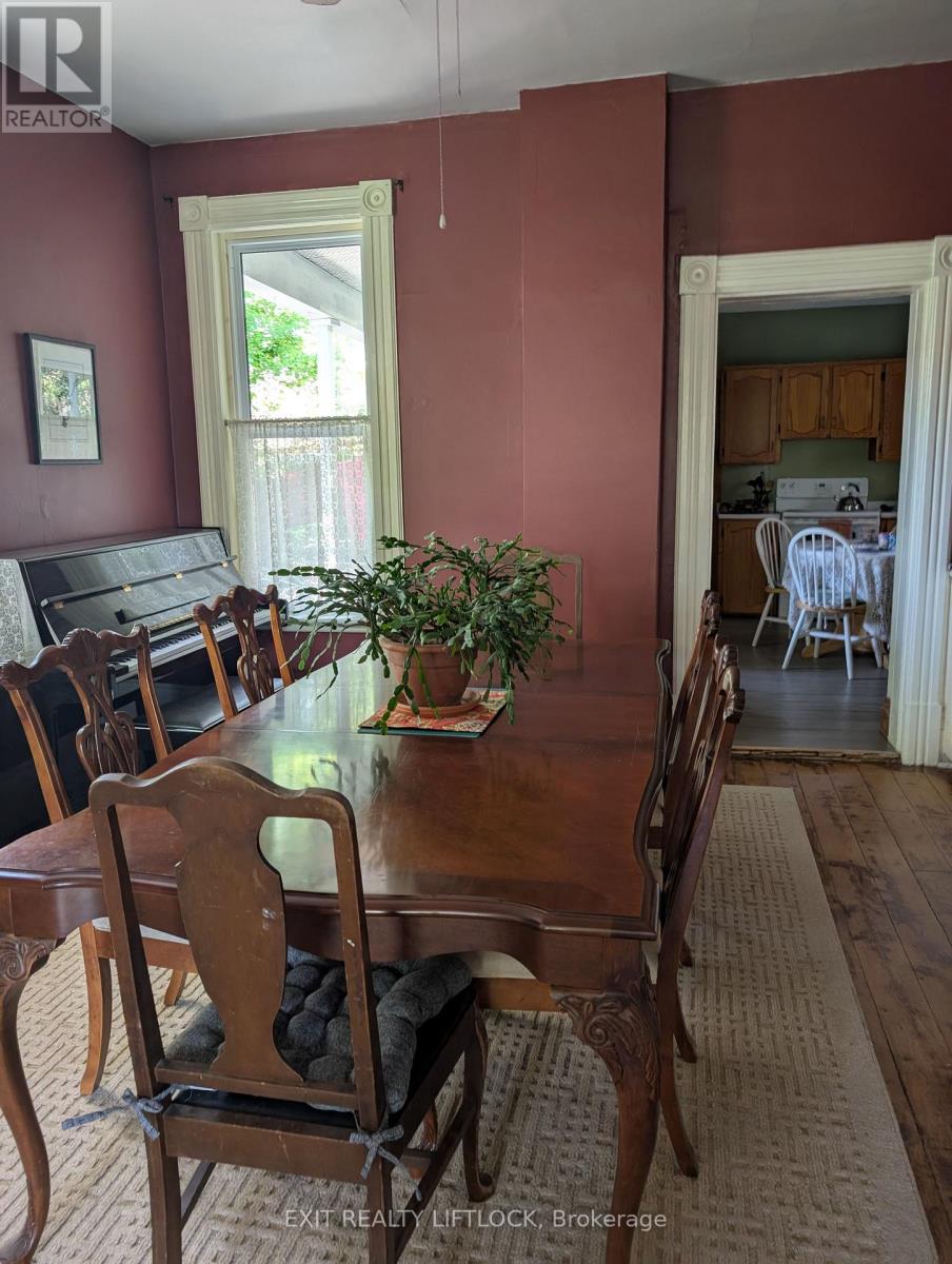 629 Aylmer Street N, Peterborough, Ontario  K9H 3X2 - Photo 17 - X12682316