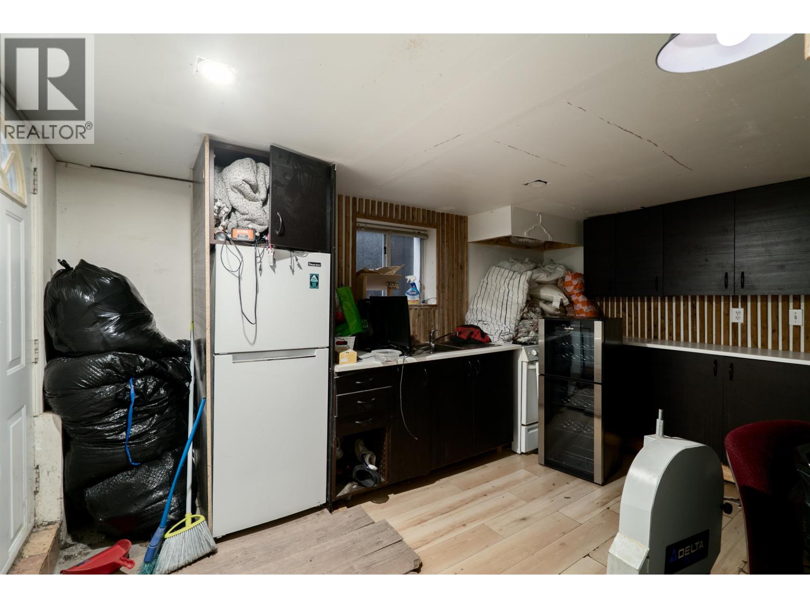 2715 W 16th Avenue, Vancouver, British Columbia  V6K 3C3 - Photo 19 - R3074007