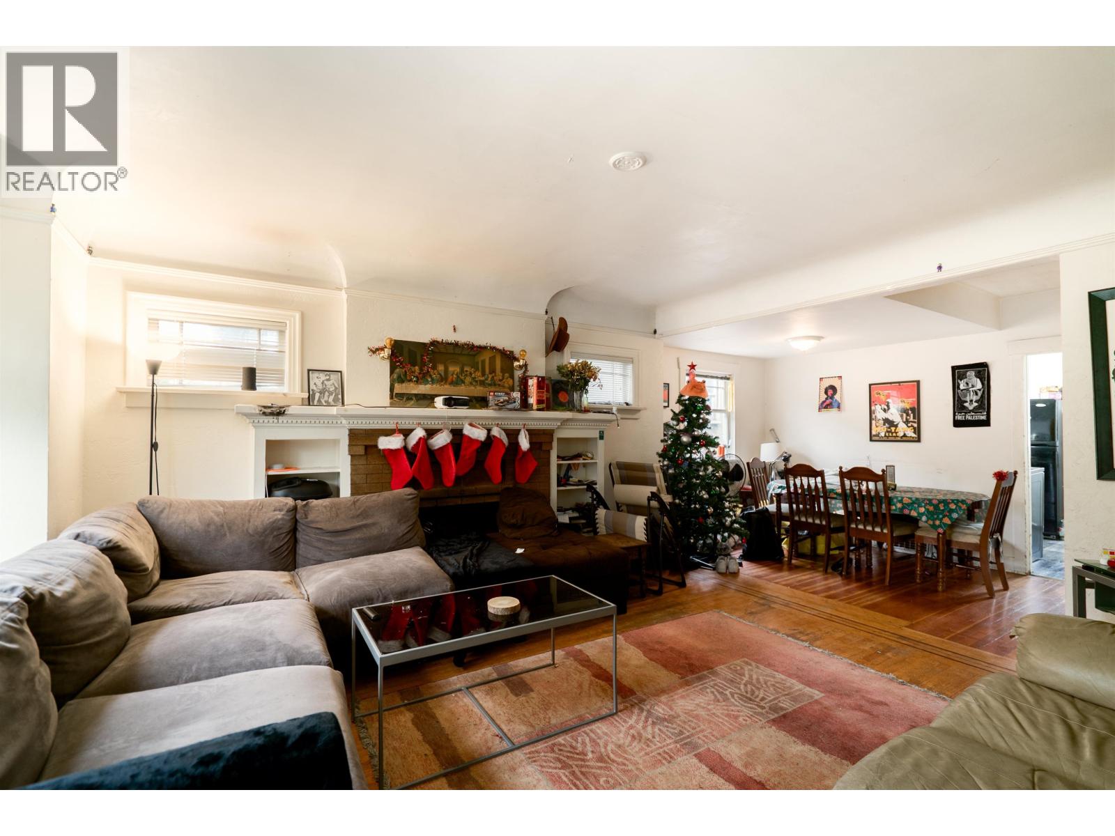 2715 W 16th Avenue, Vancouver, British Columbia  V6K 3C3 - Photo 3 - R3074007