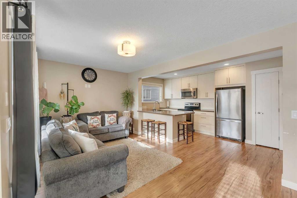 201, 50 Belgian Lane, Cochrane, Alberta  T4C 0Y5 - Photo 6 - A2273464