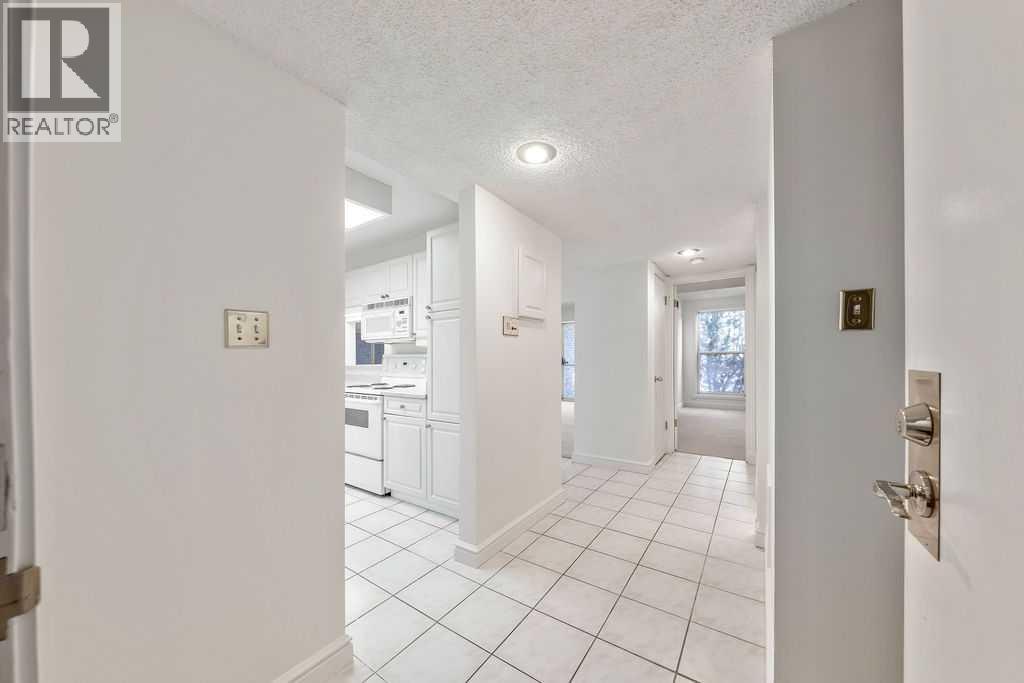 2103, 202 Brae Glen Close Sw, Calgary, Alberta  T2W 2B1 - Photo 18 - A2277648