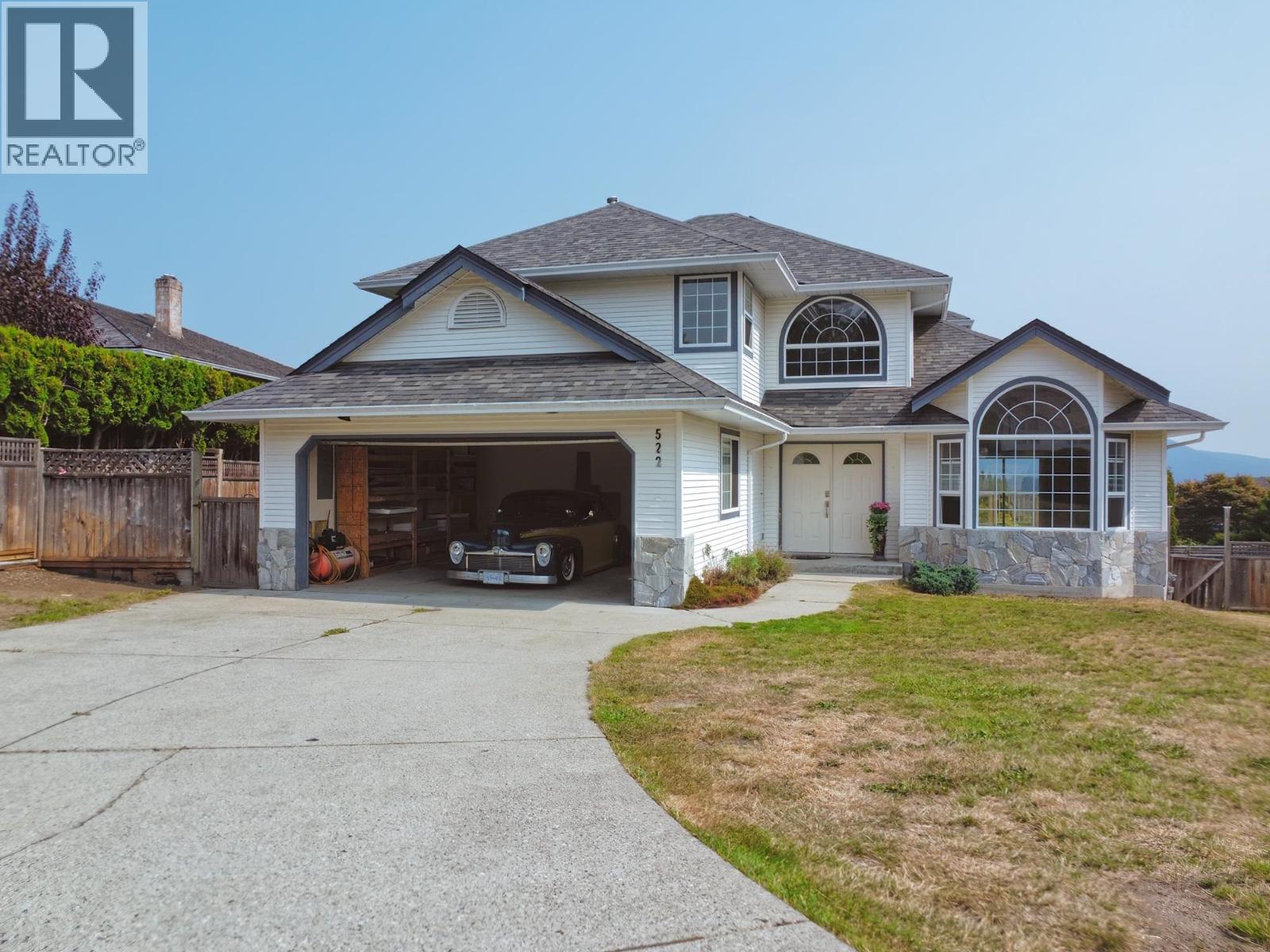 522 EAGLECREST DRIVE, Gibsons, British Columbia