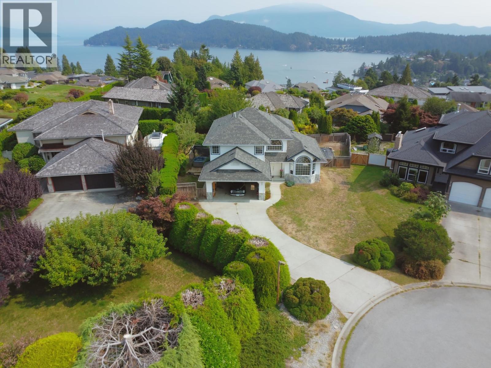 522 Eaglecrest Drive, Gibsons, British Columbia V0N 1V8 - Photo 16 - R3077857