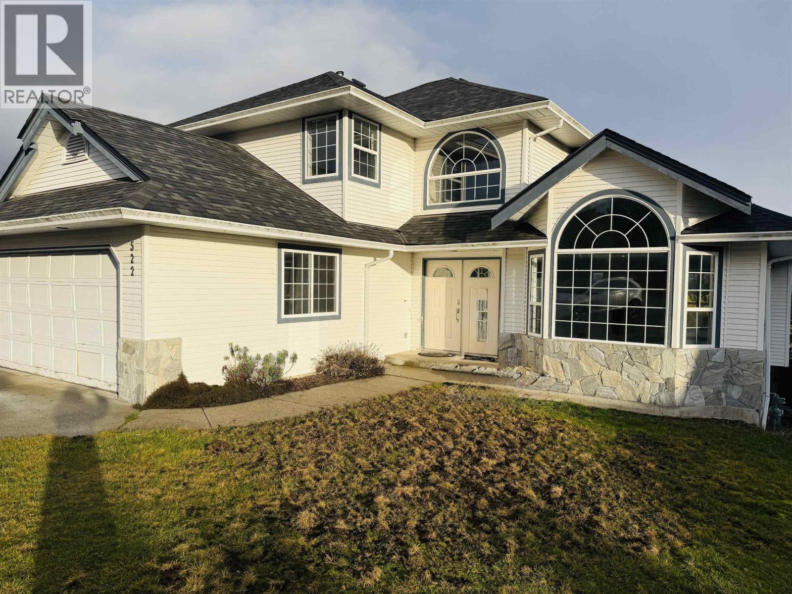 522 Eaglecrest Drive, Gibsons, British Columbia V0N 1V8 - Photo 2 - R3077857