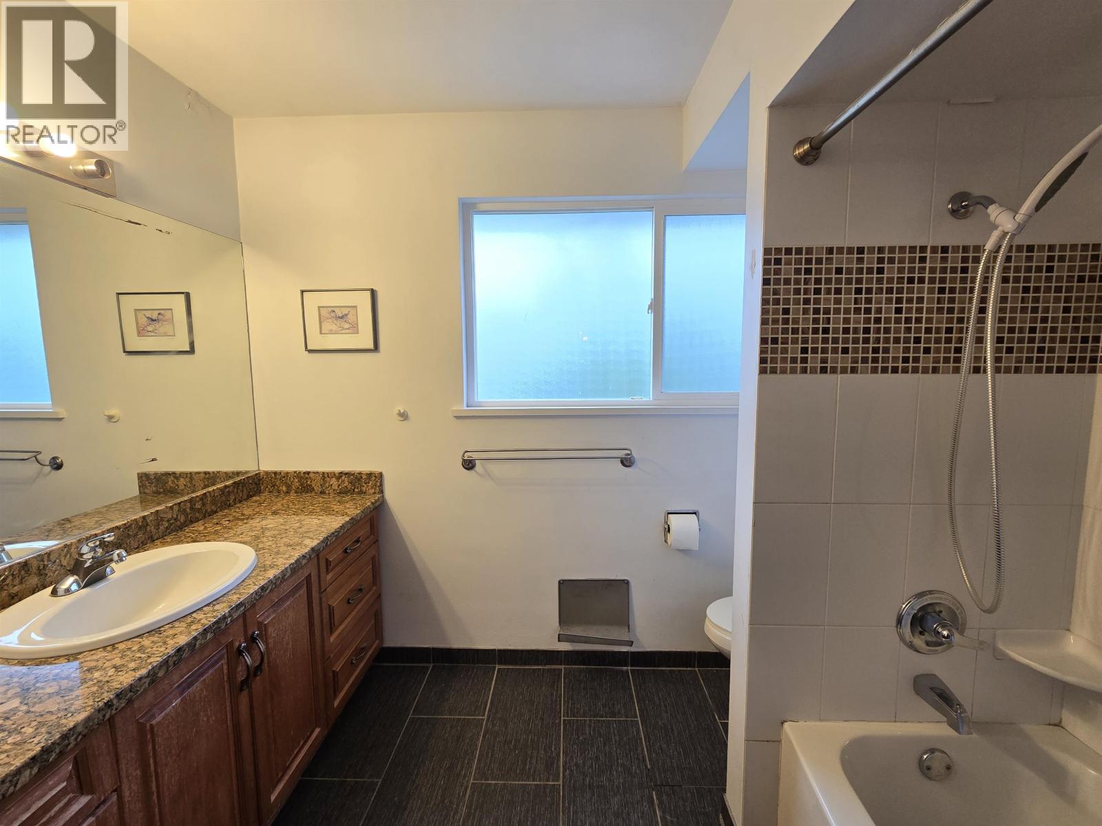 3369 Price Street, Vancouver, British Columbia  V5R 5P8 - Photo 11 - R3077864