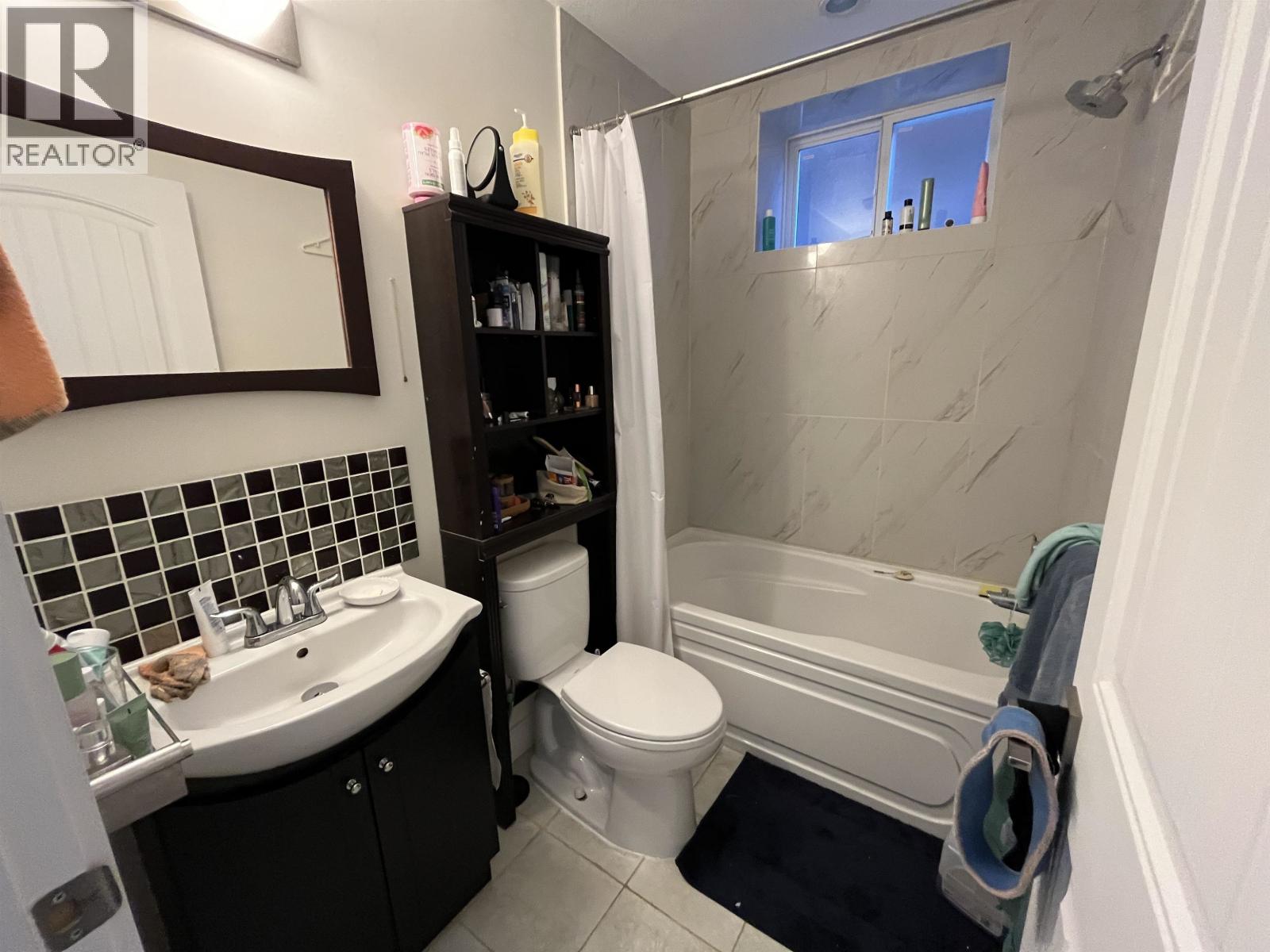 1bed 25xx E 28 Avenue, Vancouver, British Columbia  V5R 1R7 - Photo 5 - R3071424