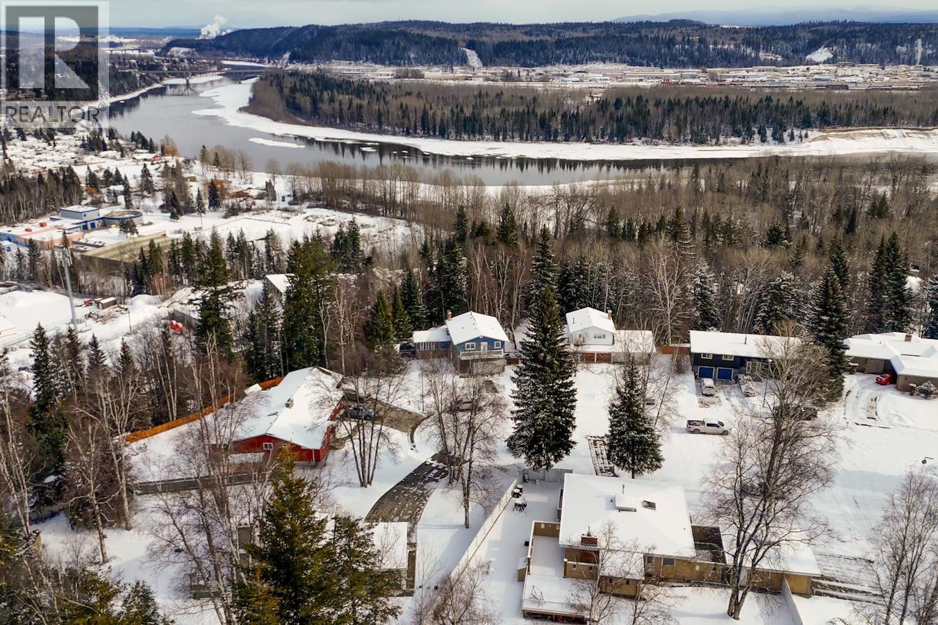 2502 LAURENTIAN PLACE, Prince George, British Columbia