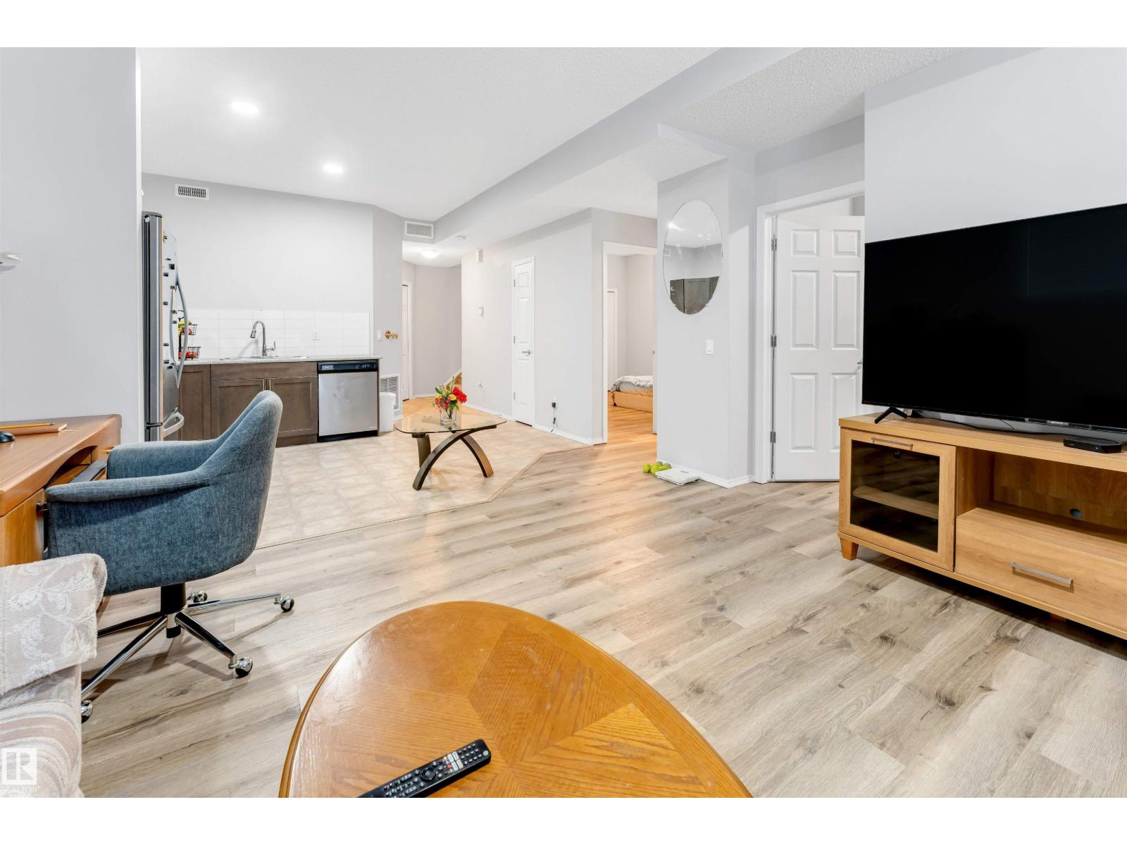 #6 6520 2 Av Sw, Edmonton, Alberta T6X 1S4 - Photo 12 - E4469601