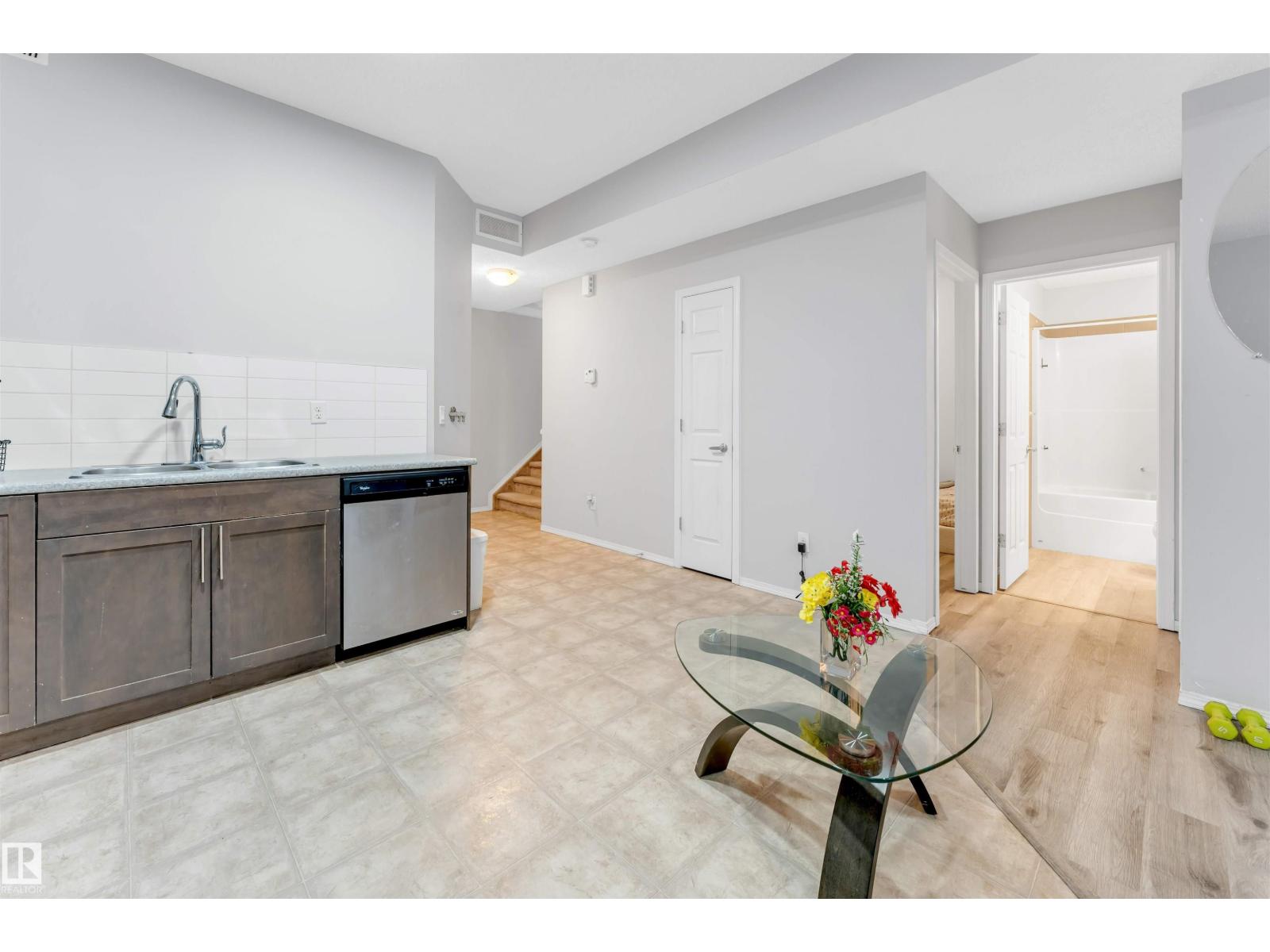 #6 6520 2 Av Sw, Edmonton, Alberta T6X 1S4 - Photo 15 - E4469601