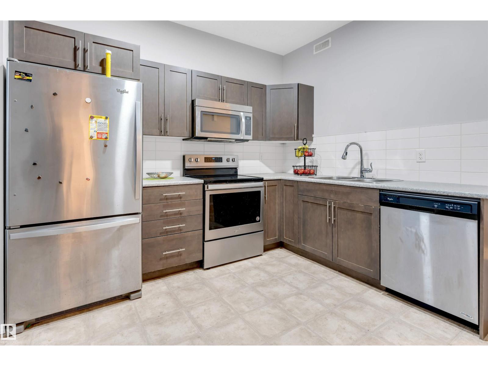 #6 6520 2 Av Sw, Edmonton, Alberta T6X 1S4 - Photo 17 - E4469601