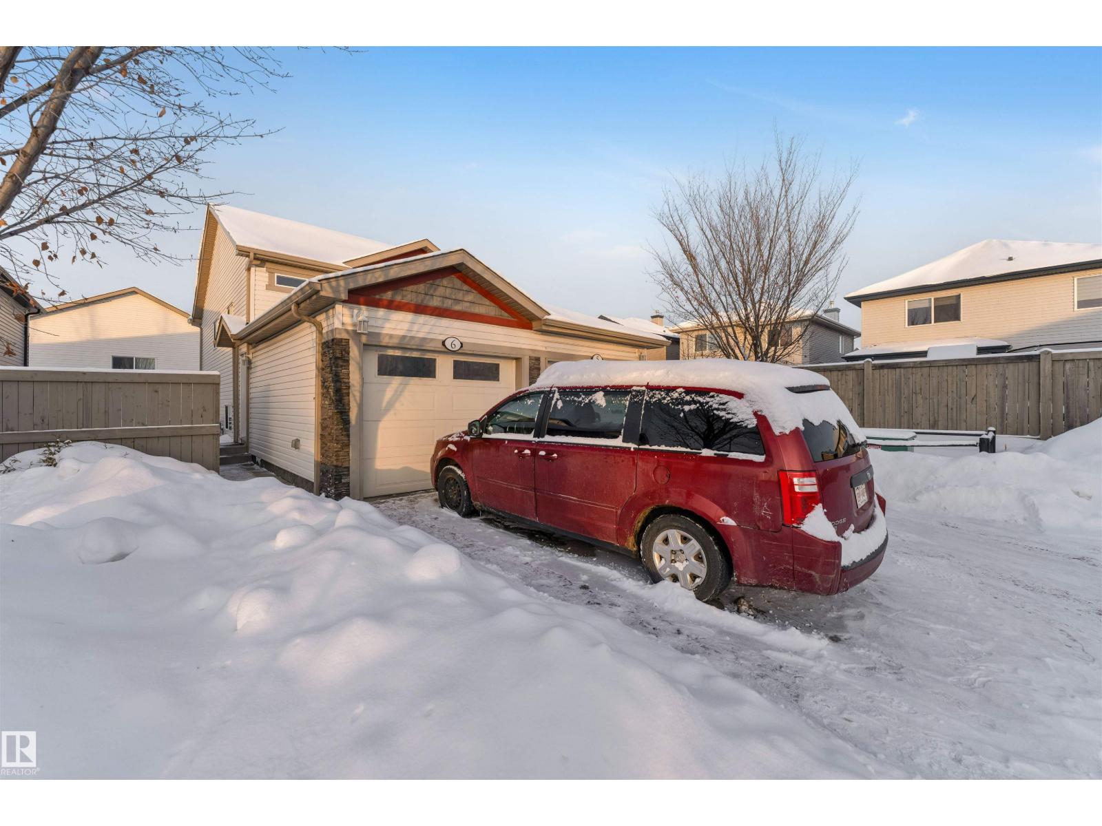 #6 6520 2 Av Sw, Edmonton, Alberta T6X 1S4 - Photo 2 - E4469601