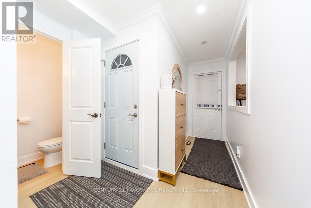 79 Mcknight Drive, Toronto, Ontario  M1B 2Z4 - Photo 3 - E12682278