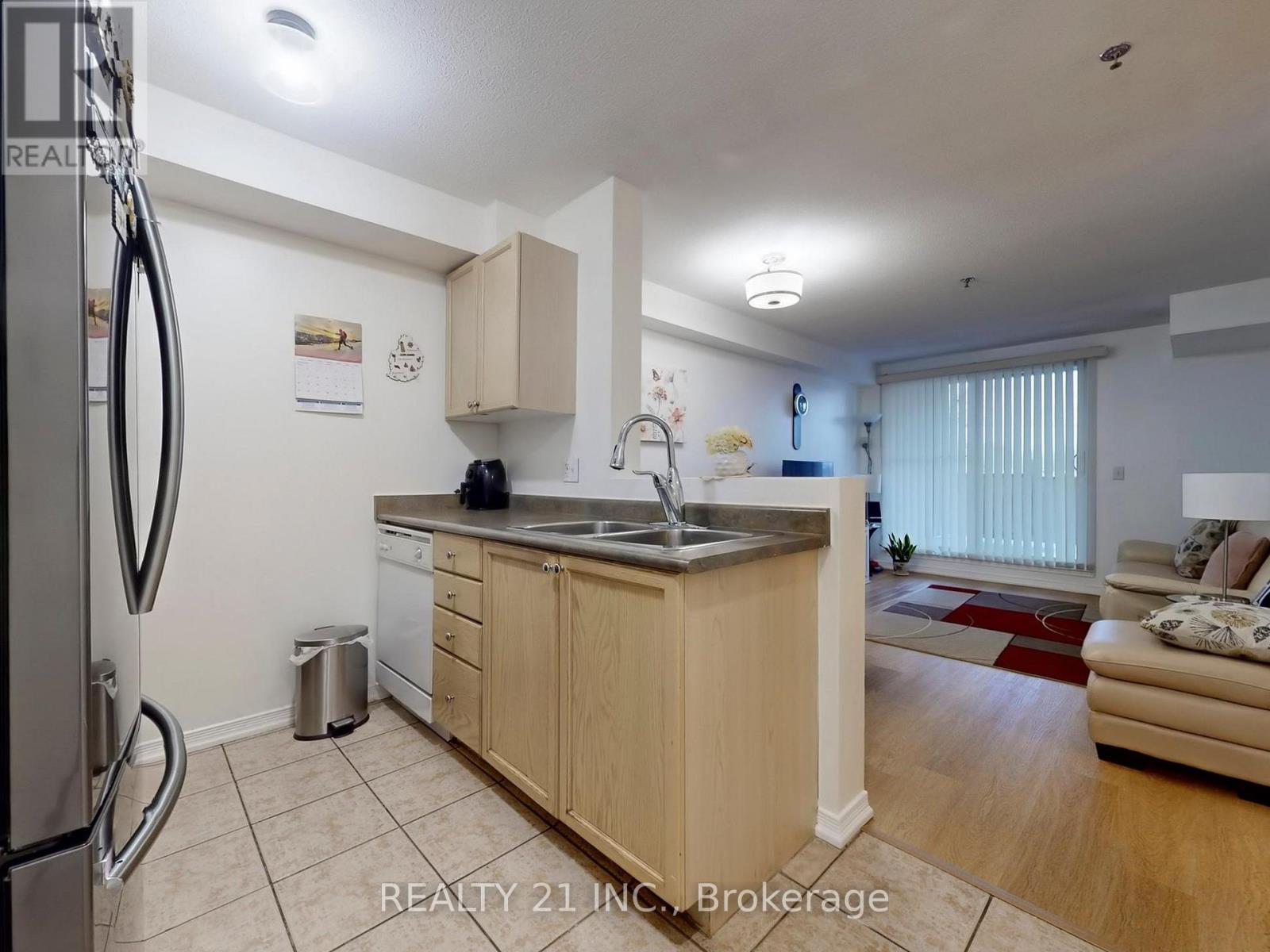 123 - 684 Warden Avenue, Toronto, Ontario  M1L 4W4 - Photo 16 - E12682292