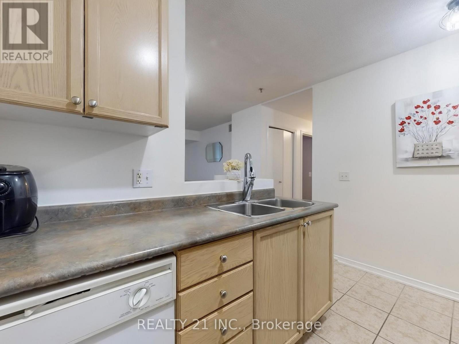 123 - 684 Warden Avenue, Toronto, Ontario  M1L 4W4 - Photo 20 - E12682292