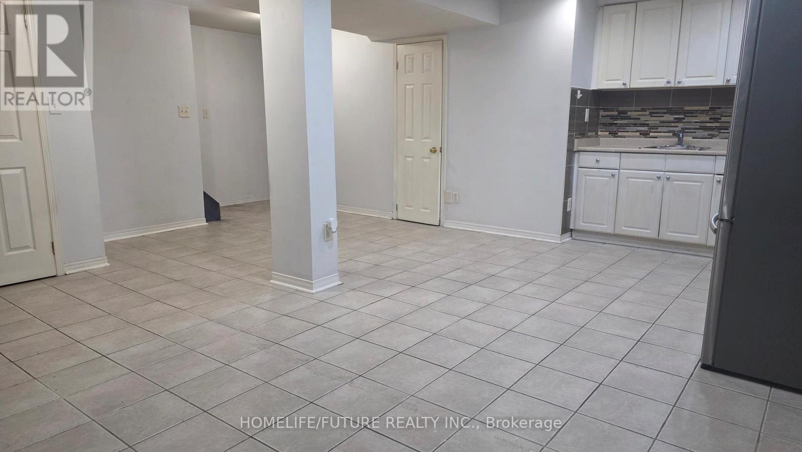 (Bsmt) - 10 Alderwood Street, Whitchurch-Stouffville, Ontario  L4A 5C9 - Photo 7 - N12682310