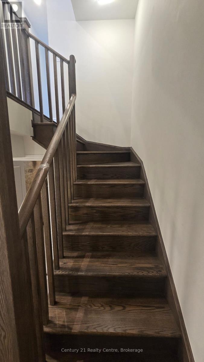 86 Sutcliffe Drive, Whitby, Ontario  L1R 0R1 - Photo 11 - E12680968