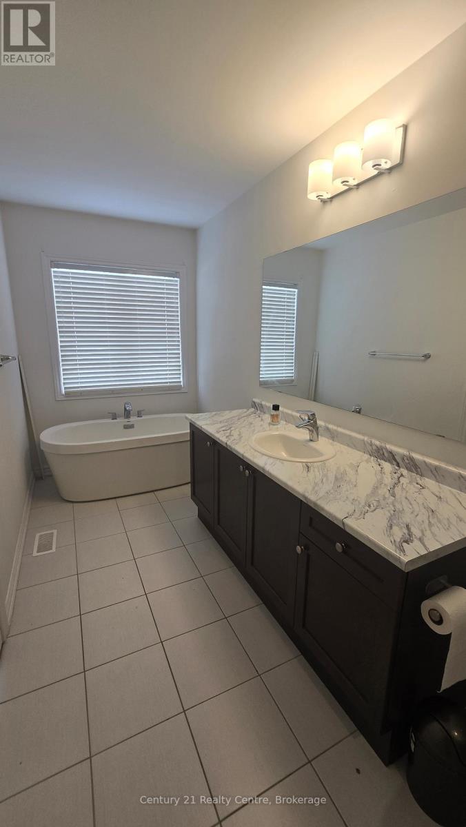 86 Sutcliffe Drive, Whitby, Ontario  L1R 0R1 - Photo 17 - E12680968