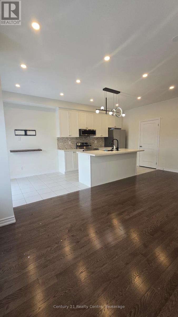 86 Sutcliffe Drive, Whitby, Ontario  L1R 0R1 - Photo 9 - E12680968