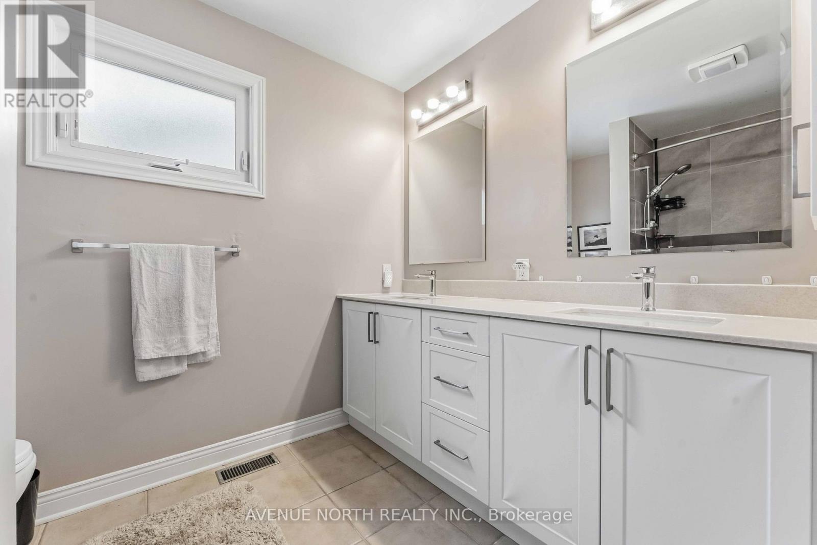 1017 Arrowhead Place, Ottawa, Ontario  K1C 2S5 - Photo 20 - X12682250