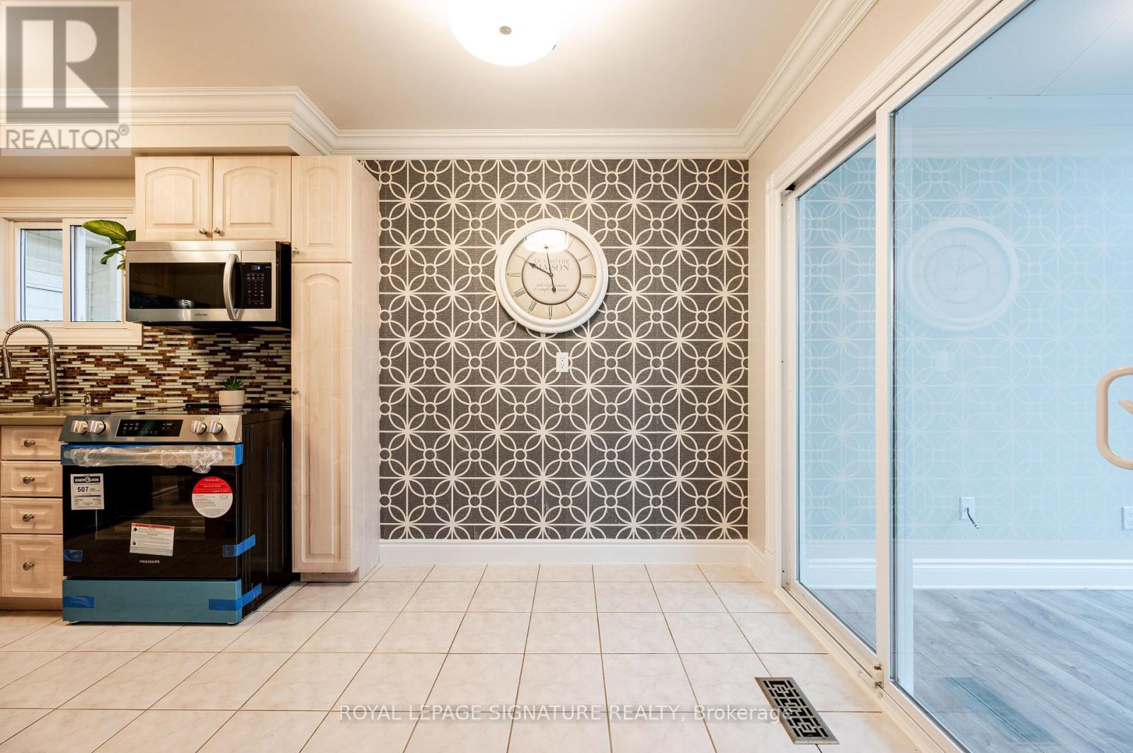 3376 Nighthawk Trail, Mississauga (Lisgar), Ontario  L5N 6G5 - Photo 18 - W12682280