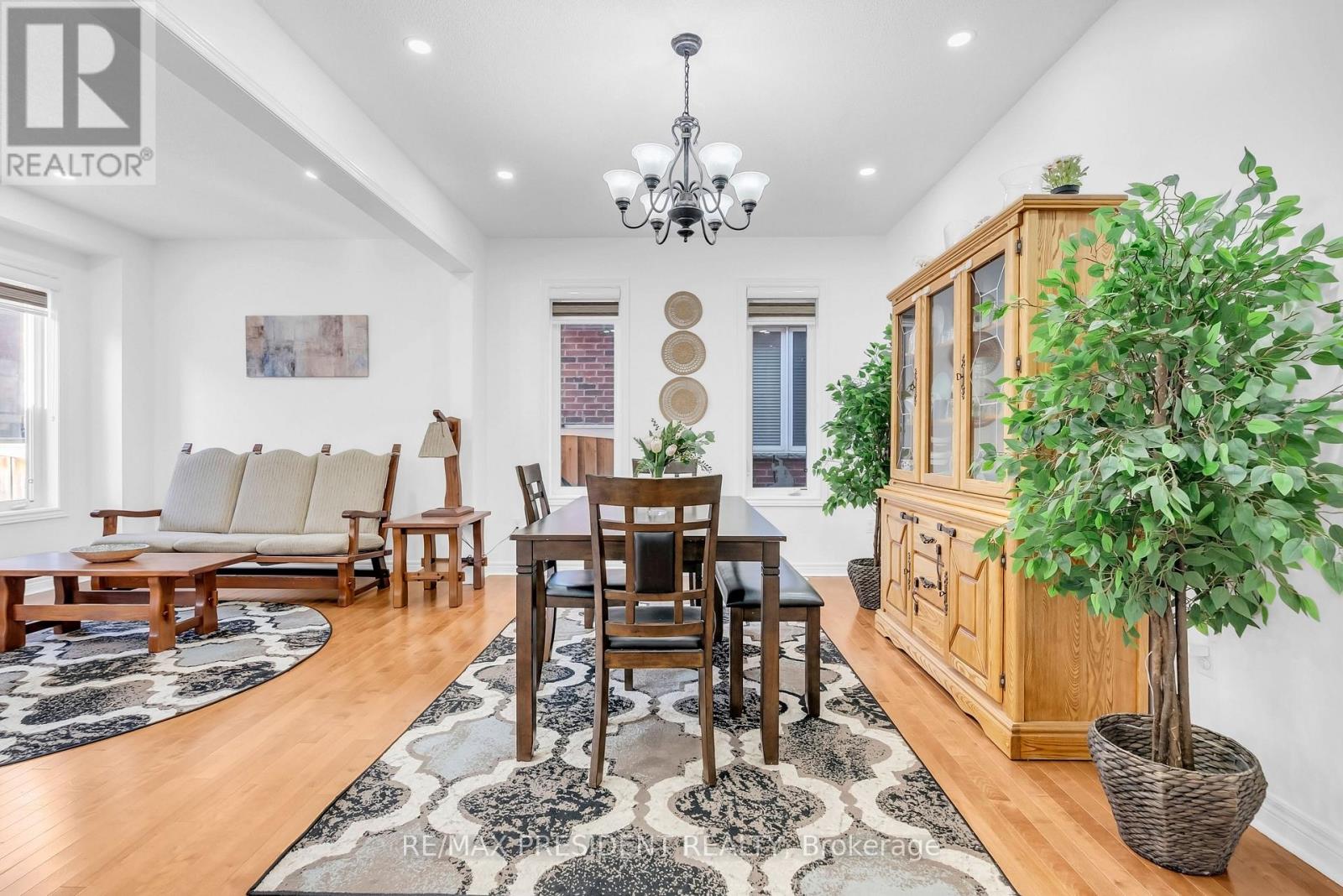 146 George Robinson Drive, Brampton, Ontario  L6Y 2X6 - Photo 10 - W12682340