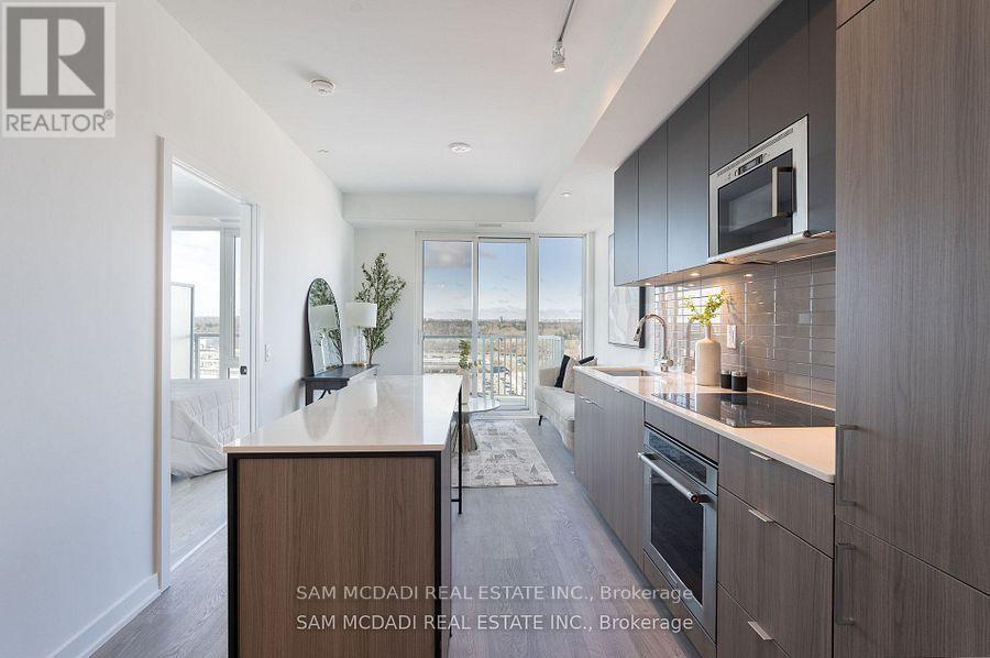1412 - 220 Missinihe Way, Mississauga, Ontario  L5H 0A9 - Photo 7 - W12682348