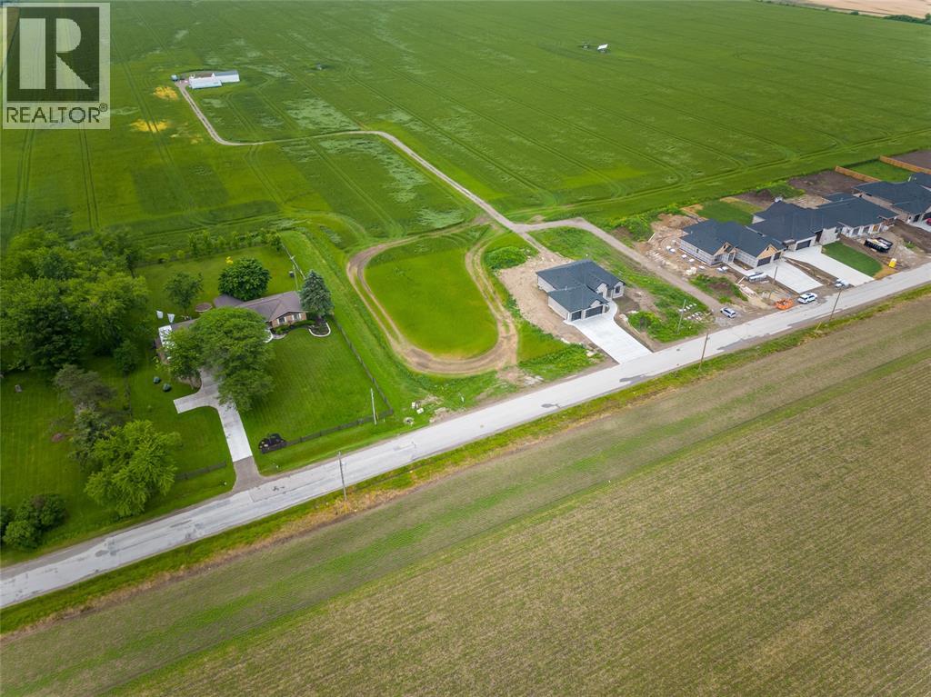 3781 QUEEN (EXTENDED LOT) STREET Plympton-Wyoming Ontario Canada N0N1E0 4
