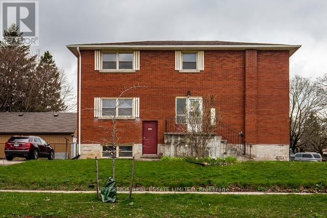7 BALMORAL DRIVE, Kitchener, Ontario