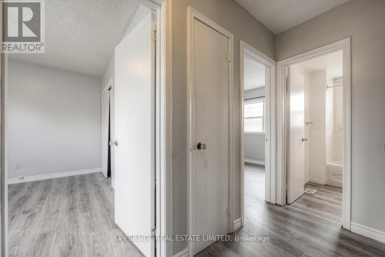 7 Balmoral Drive, Kitchener, Ontario  N2M 2J7 - Photo 8 - X12682262