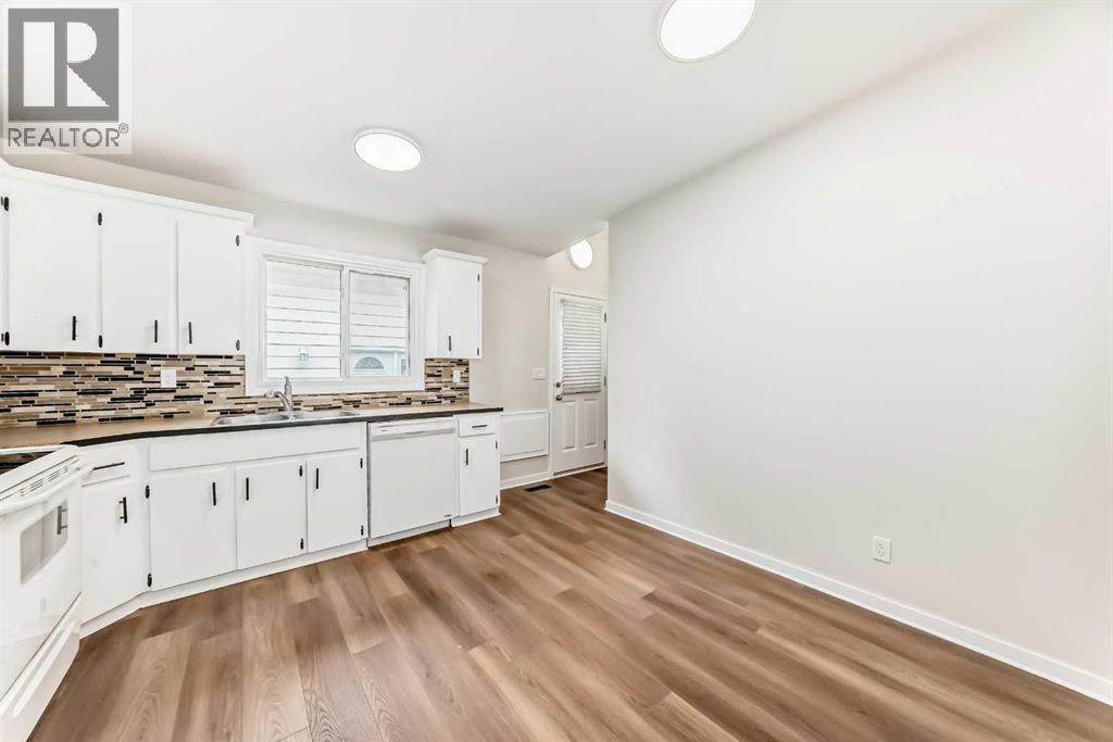 6525 58 Street Nw, Calgary, Alberta  T3A 2A4 - Photo 9 - A2265596