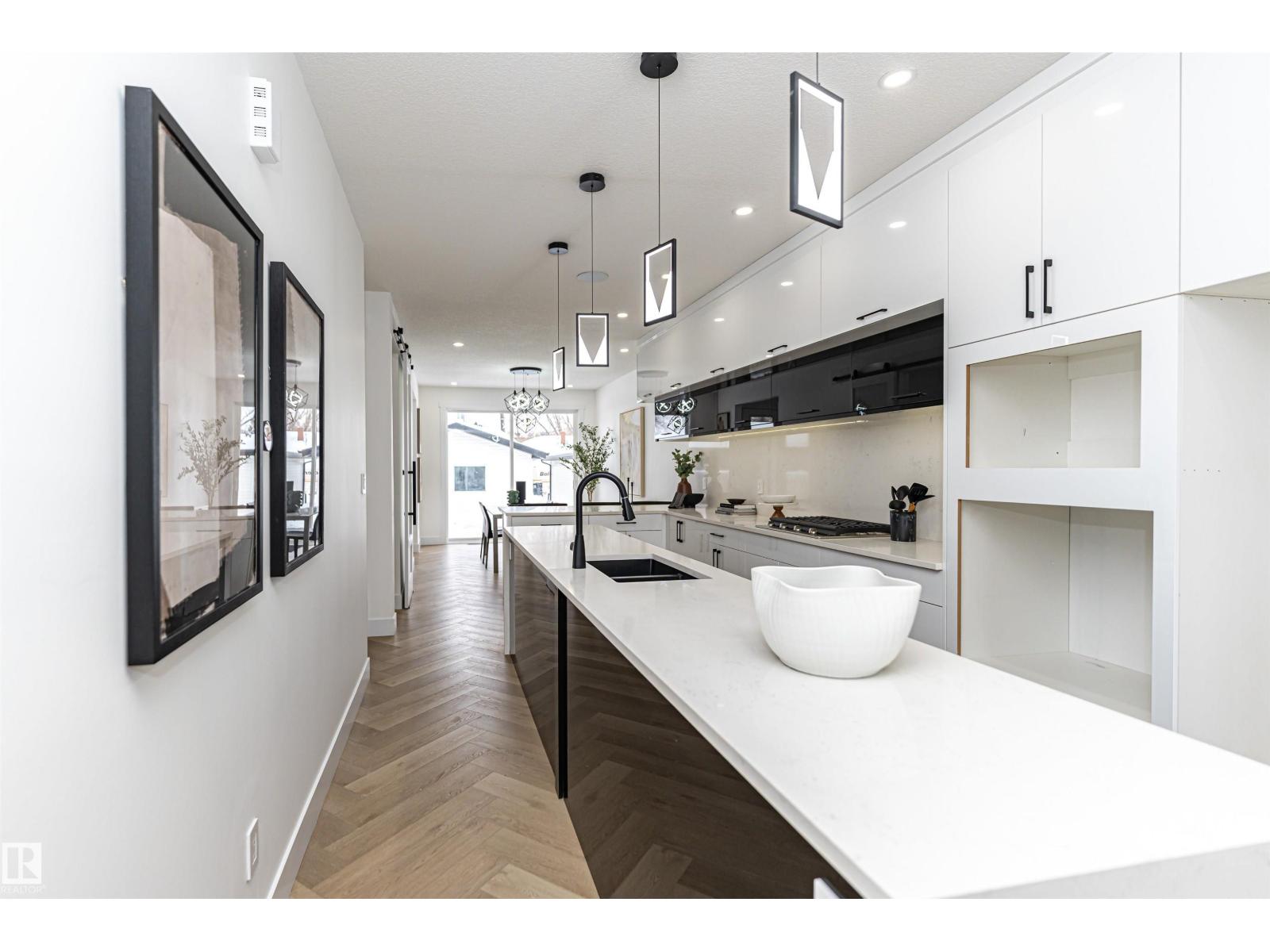 9622 86 St Nw, Edmonton, Alberta  T6C 3E9 - Photo 11 - E4469603