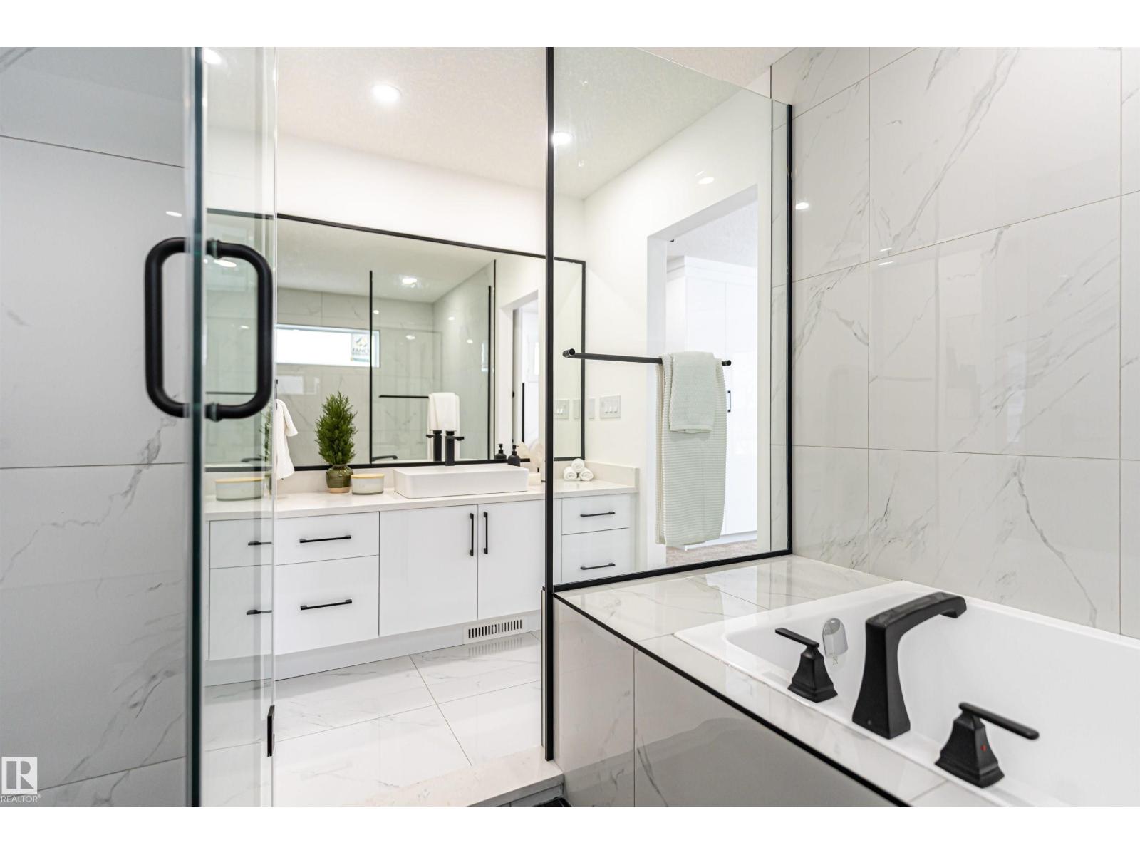 9622 86 St Nw, Edmonton, Alberta  T6C 3E9 - Photo 39 - E4469603