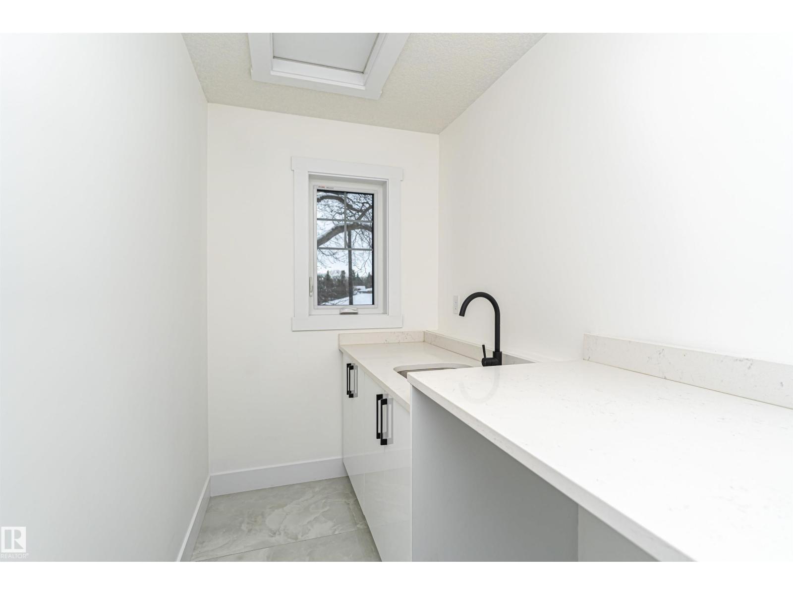 9622 86 St Nw, Edmonton, Alberta  T6C 3E9 - Photo 43 - E4469603