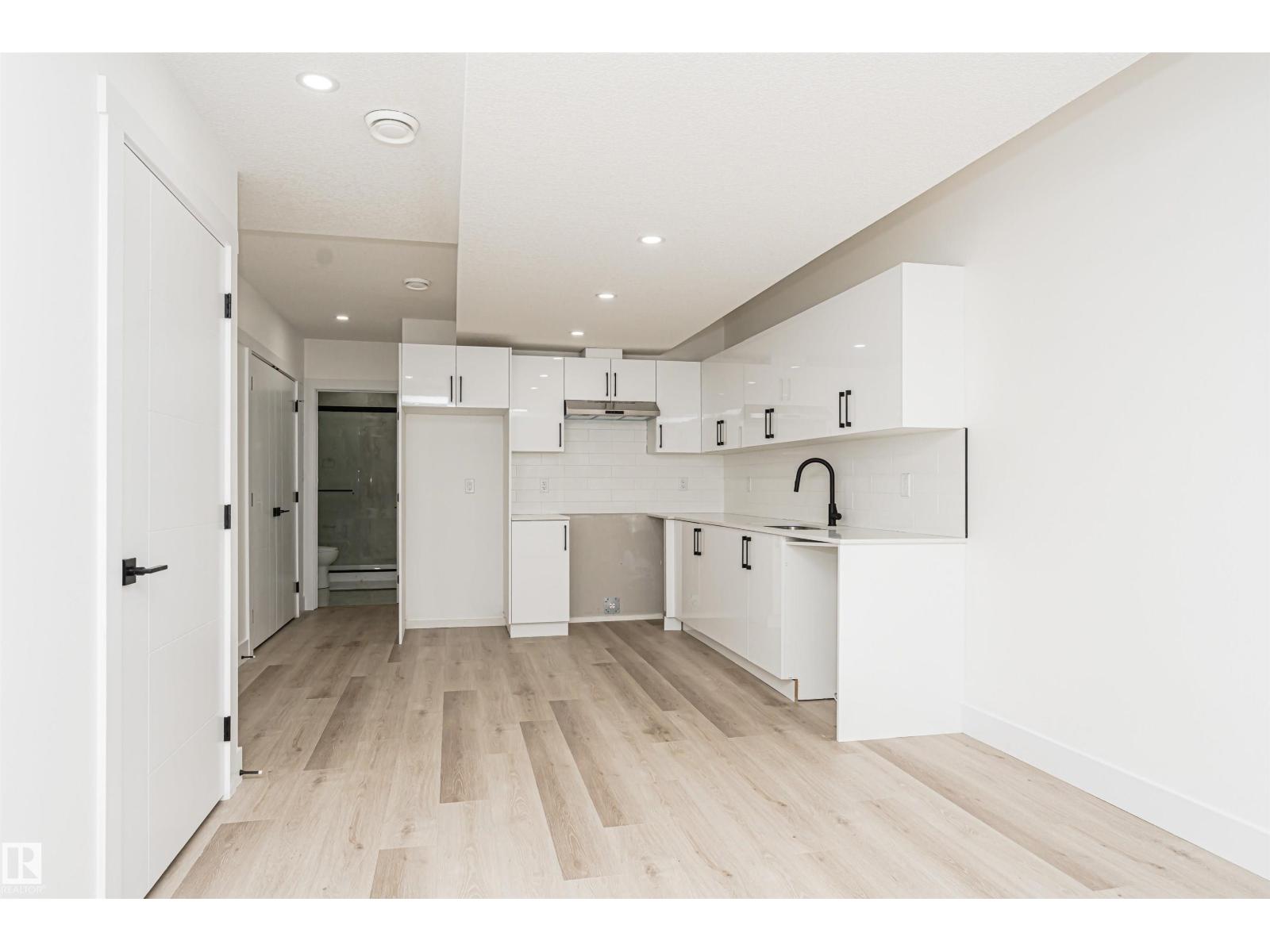 9622 86 St Nw, Edmonton, Alberta  T6C 3E9 - Photo 51 - E4469603