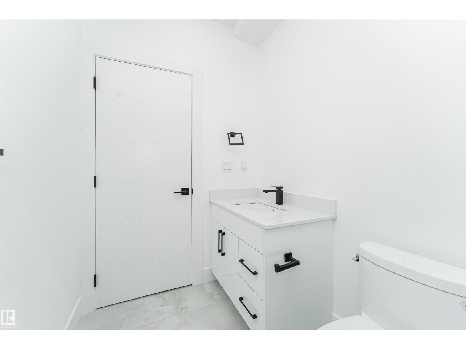 9622 86 St Nw, Edmonton, Alberta  T6C 3E9 - Photo 56 - E4469603