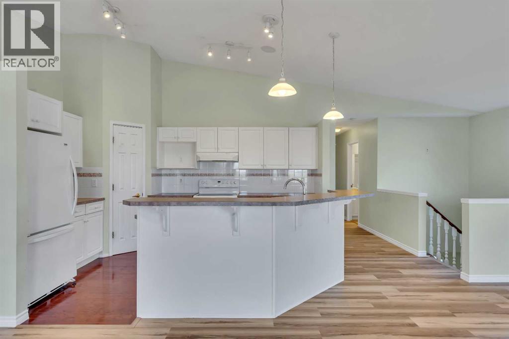 140 Valley Ridge Heights Nw, Calgary, Alberta  T3B 5T3 - Photo 25 - A2276953