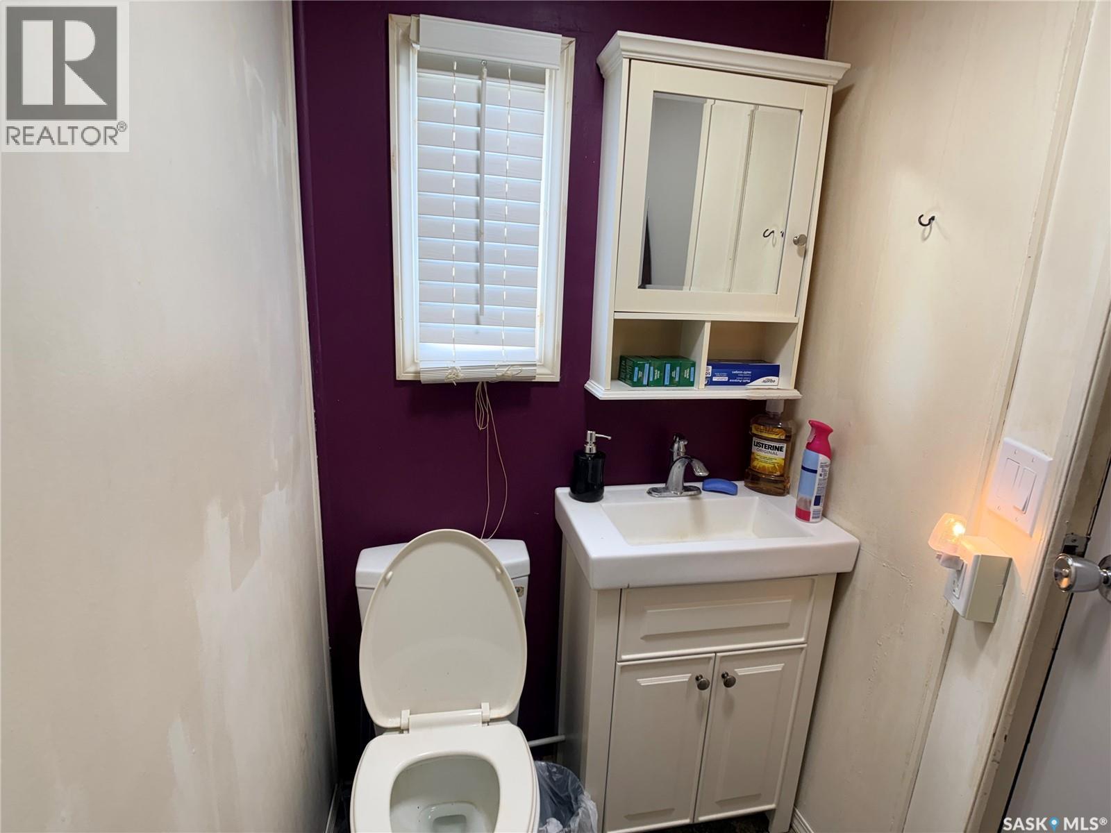 416 Ewen Street, Oxbow, Saskatchewan  S0C 2B0 - Photo 14 - SK026355