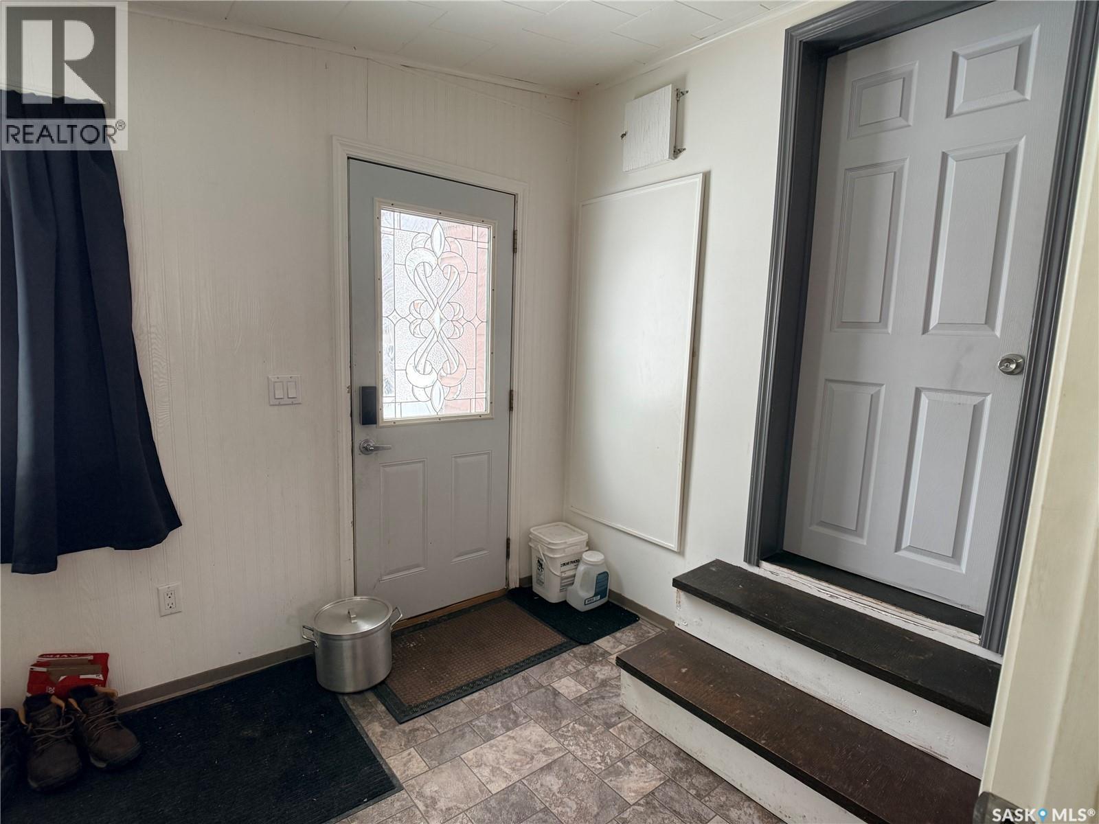 416 Ewen Street, Oxbow, Saskatchewan  S0C 2B0 - Photo 27 - SK026355