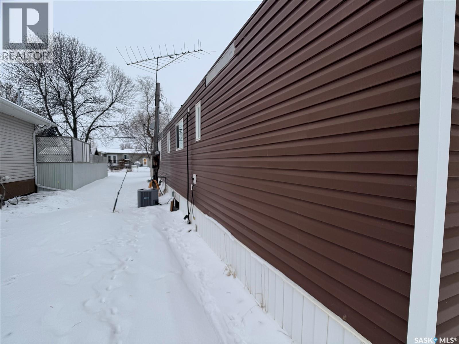 416 Ewen Street, Oxbow, Saskatchewan  S0C 2B0 - Photo 31 - SK026355