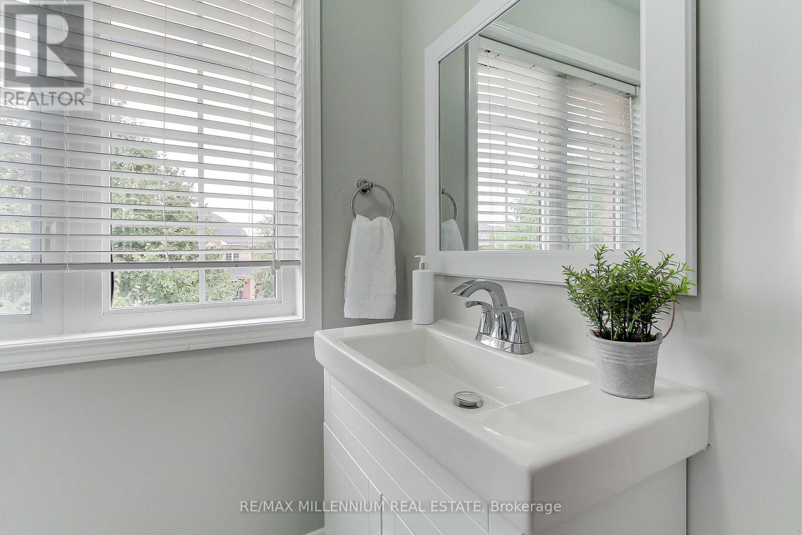 6 Studebaker Trail, Brampton, Ontario  L7A 3A2 - Photo 14 - W12674608