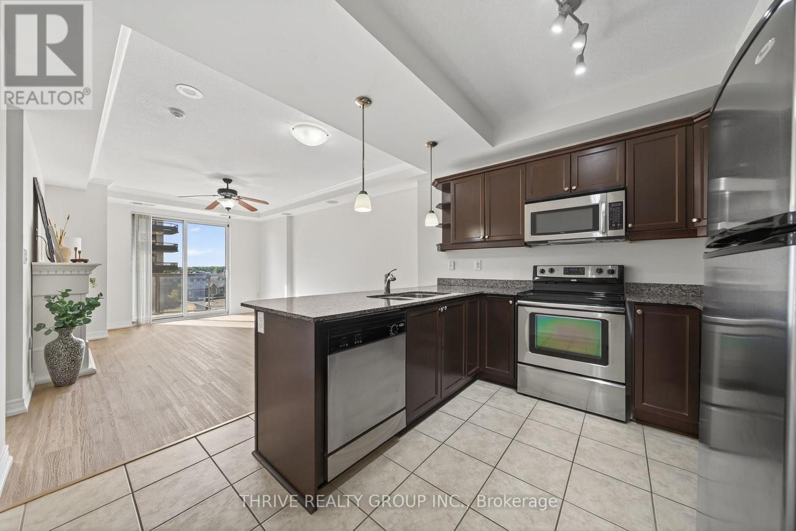 Photo 14 of 27 for 514 - 1030 Coronation Drive